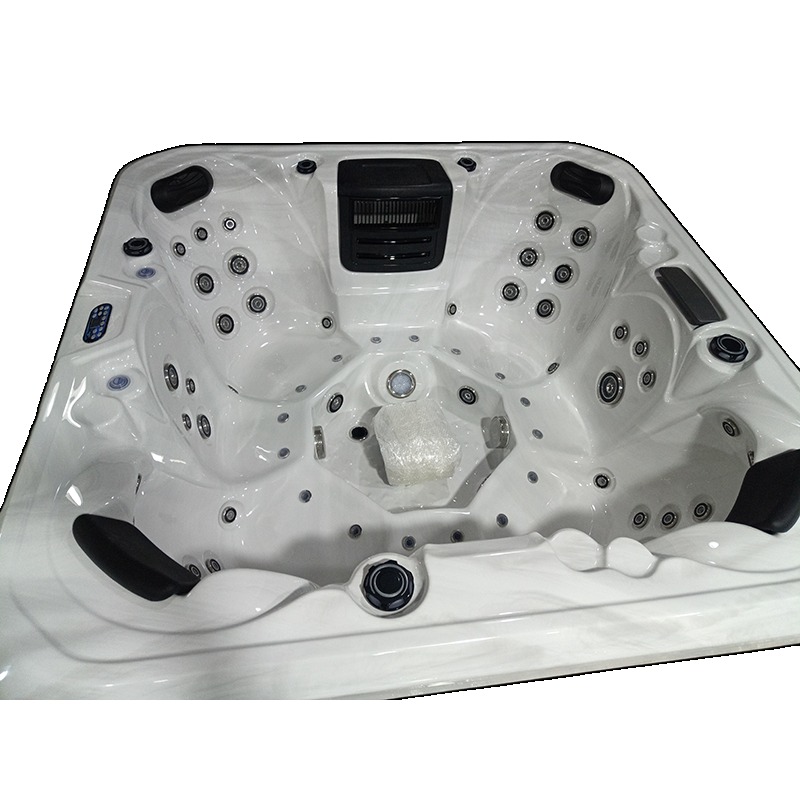 حوض استحمام ساخن خارجي لـ 4 أش - مراجعة Home Bathroom Jacuzzi وسعره